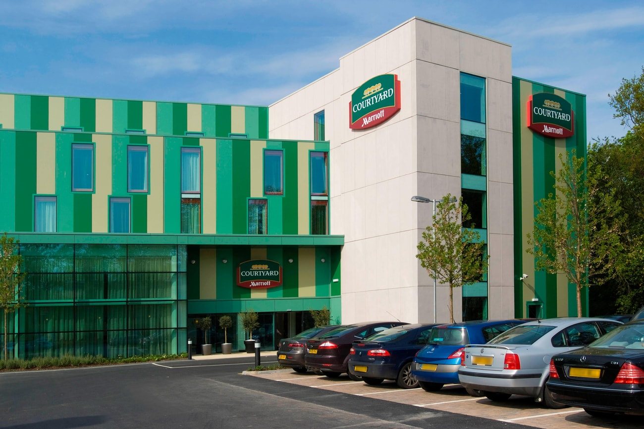 Courtyard by Marriott London Gatwick Airport