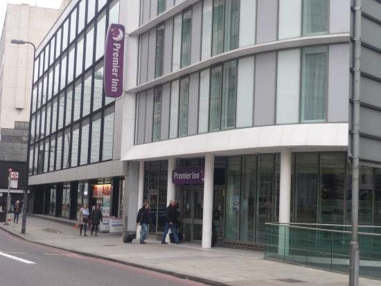 Premier Inn London Waterloo (Westminster Bridge)